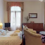 Hotel Bursztynowy Palac 4*