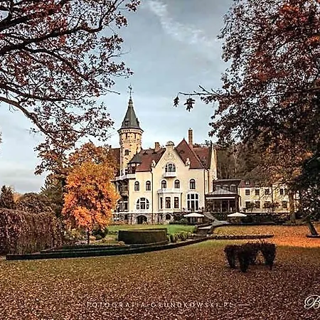 Bursztynowy Palac Hotell