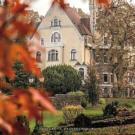 Bursztynowy Palac Hotell 4*