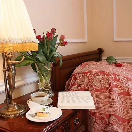 Bursztynowy Palac 4*
