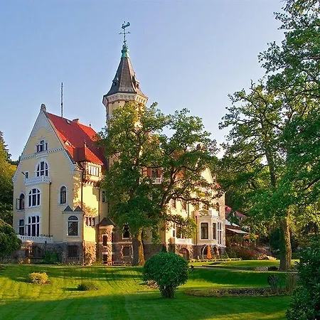 Bursztynowy Palac Otel 4*