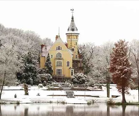 Bursztynowy Palac Hotell