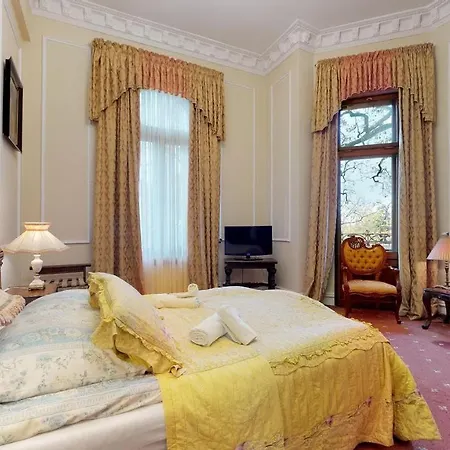Bursztynowy Palac Hotell