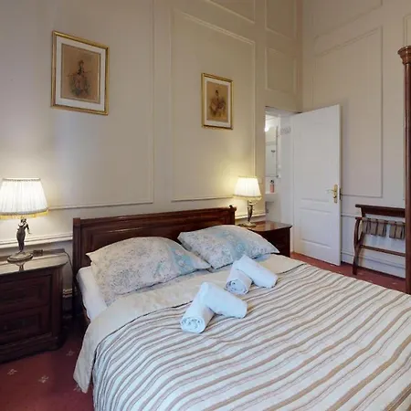 Hotel Bursztynowy Pałac 4*