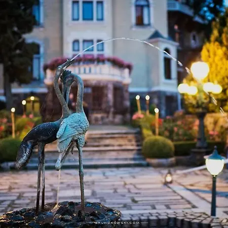 Bursztynowy Palac
