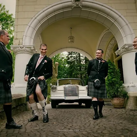 Bursztynowy Palac 4*