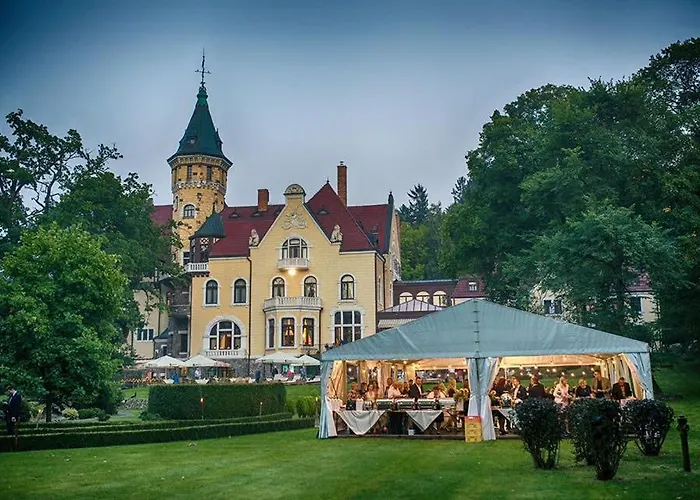 Bursztynowy Palac 4*