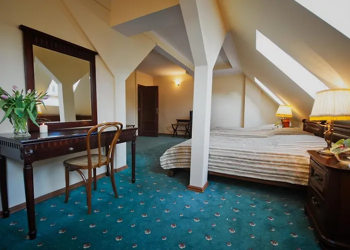 Bursztynowy Palac 4* Кошалин