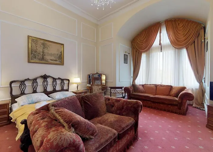 Hotel Bursztynowy Palac 4*