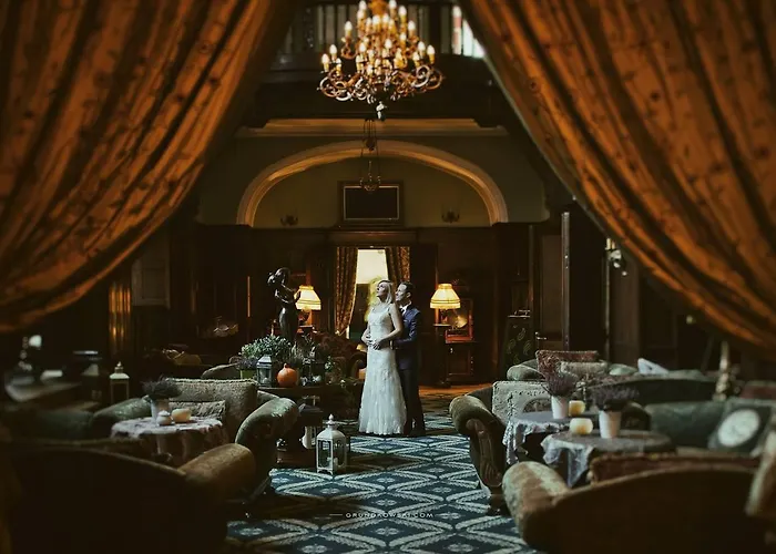 Bursztynowy Palac Hotell